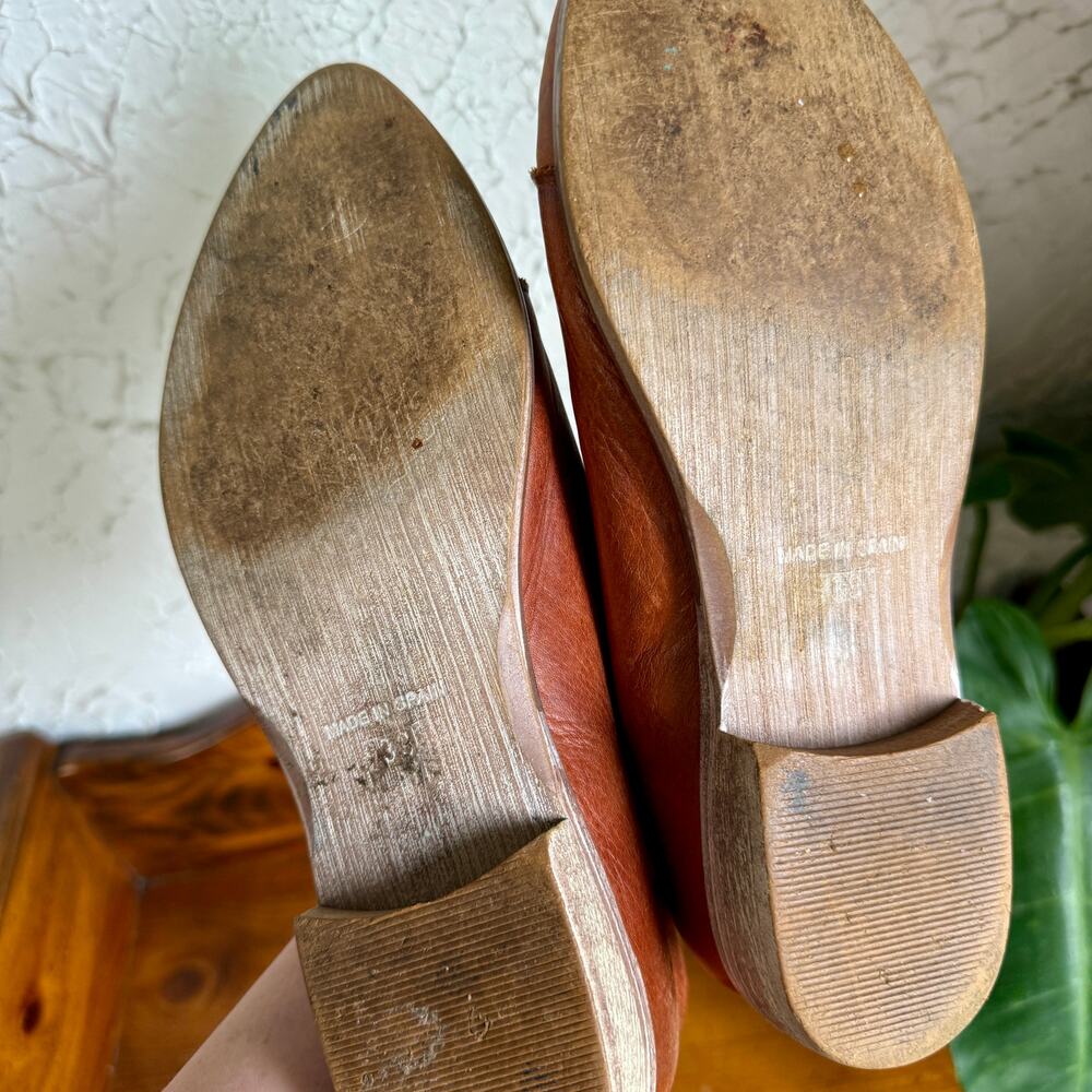 Free People Brown Leather Slip On Loafers Size 8 Distressed Boho Flats Pointed - Picture 5 of 6